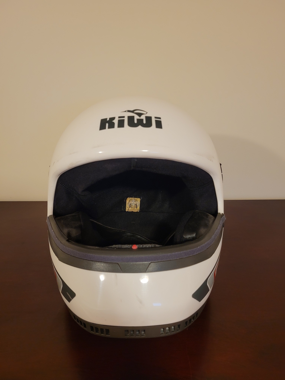 Vintage White Kiwi Full-Face Men's Motorcycle Helmet Size Medium